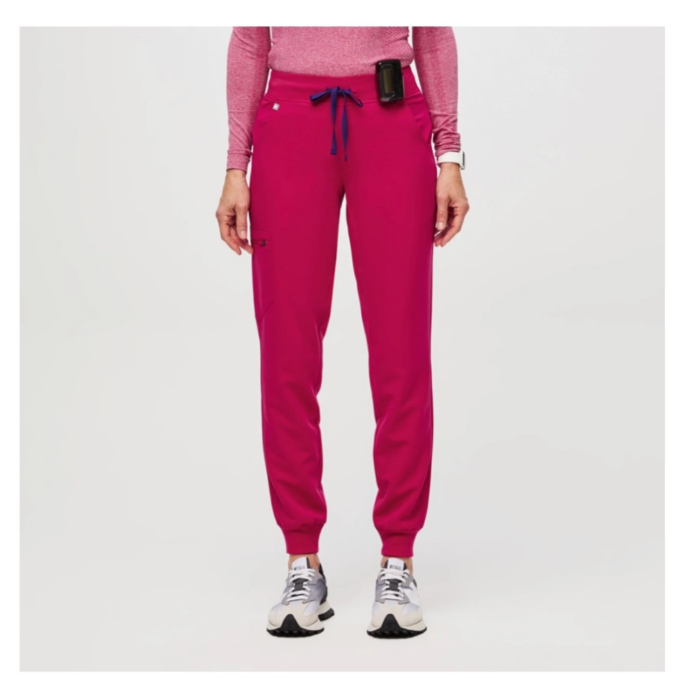 Figs scrub set Catarina 3 pocket shirt with jogger